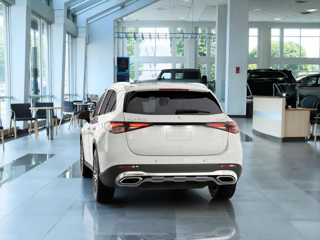 Thumbnail: 2026 Mercedes-Benz GLC - 25