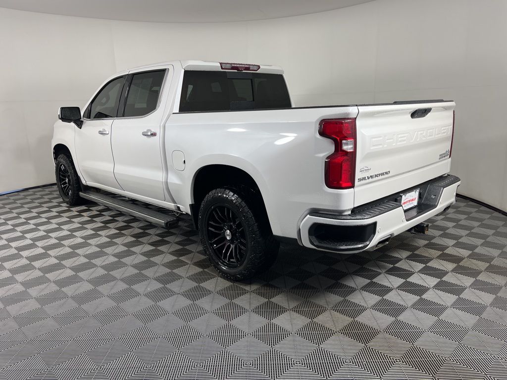 Thumbnail: 2021 Chevrolet Silverado 1500 - 13