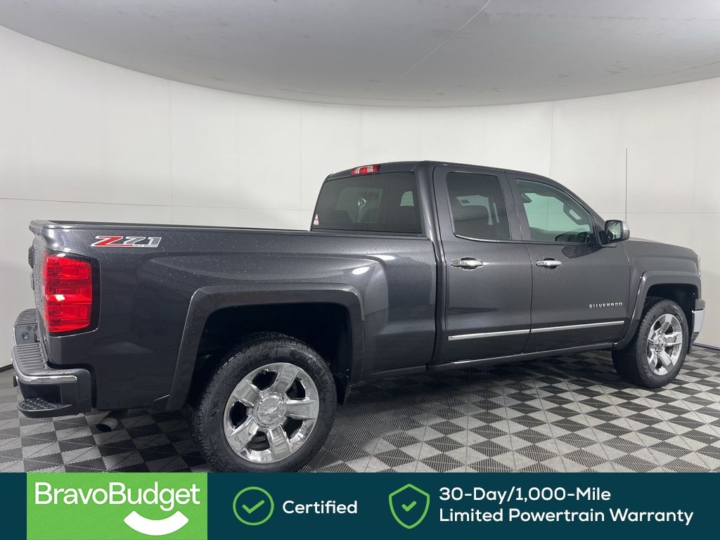 View vehicle photo 3