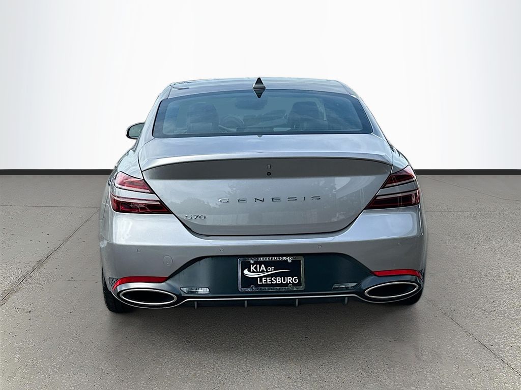 View vehicle photo 6