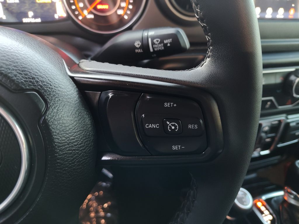 Used Car 2023 Jeep Gladiator  Sport For Sale Under $35,000 In Austin, Texas