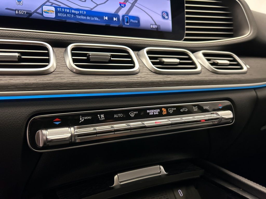 Thumbnail: 2025 Mercedes-Benz GLE - 19