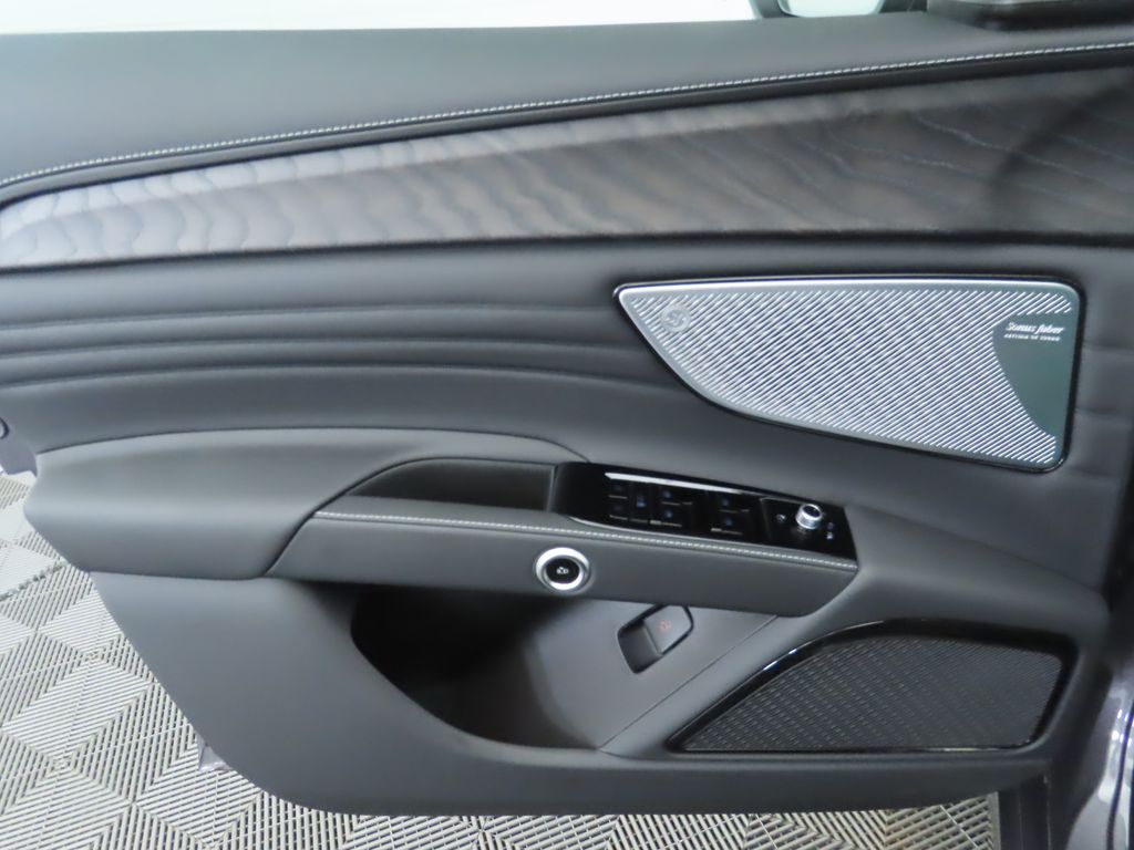 Thumbnail: 2025 Maserati Grecale - 25