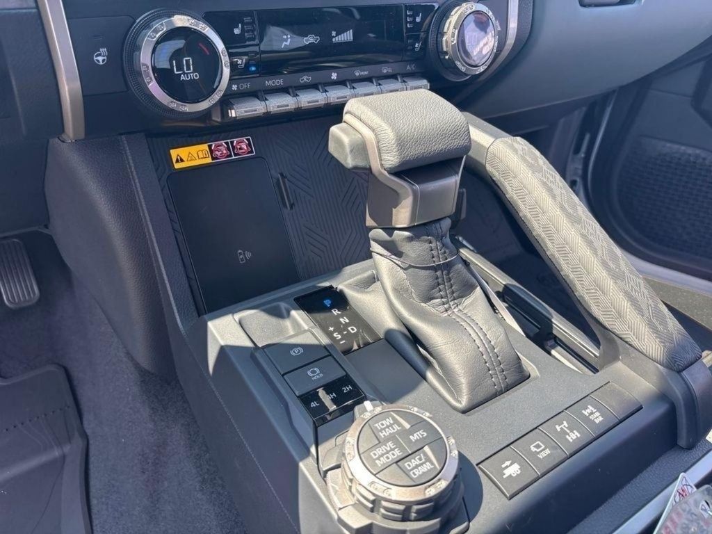 2025 Toyota Tacoma Trailhunter - Photo 15