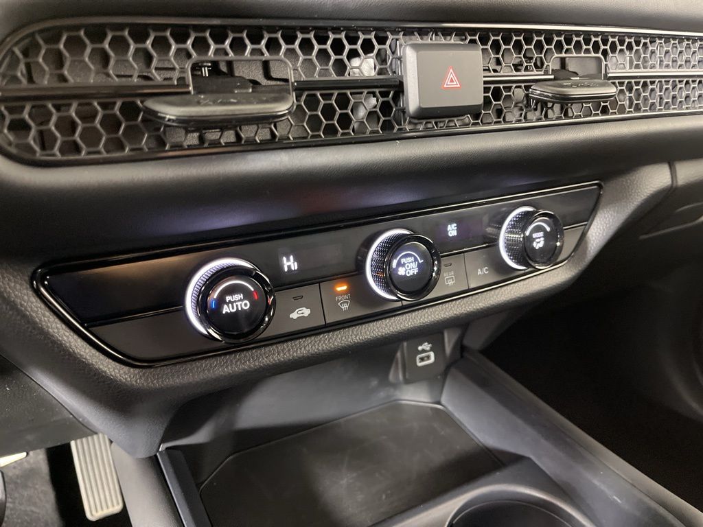 Thumbnail: 2023 Honda HR-V - 30