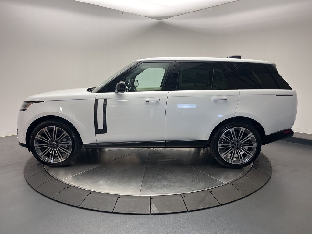 Thumbnail: 2025 Land Rover Range Rover - 8
