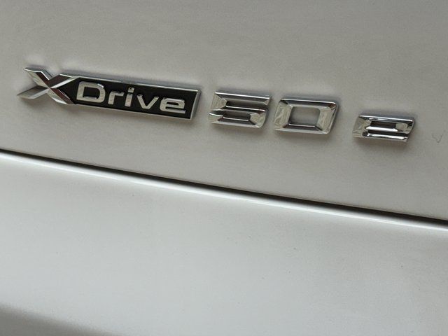 New 2026 White BMW xDrive50e image 5