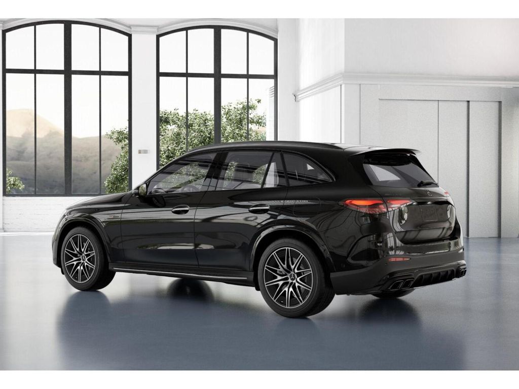 2025 Mercedes-Benz GLC 63 AMG 30