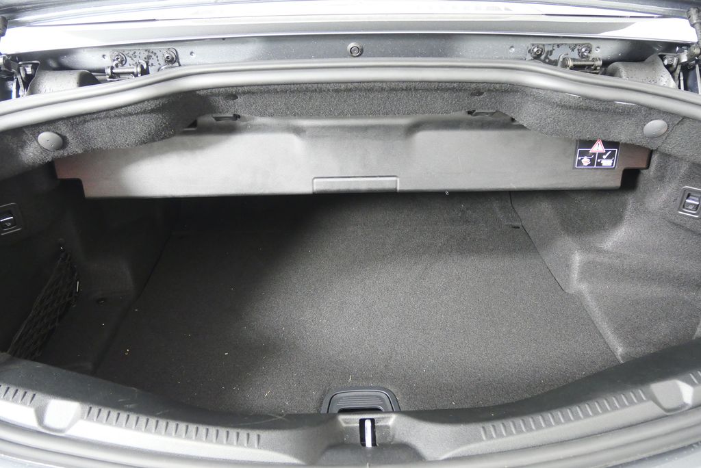 Thumbnail: 2023 Mercedes-Benz E-Class - 17