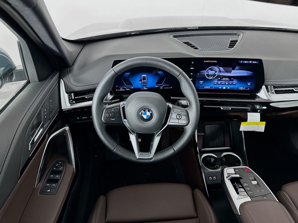 Thumbnail: 2025 BMW X1 - 19