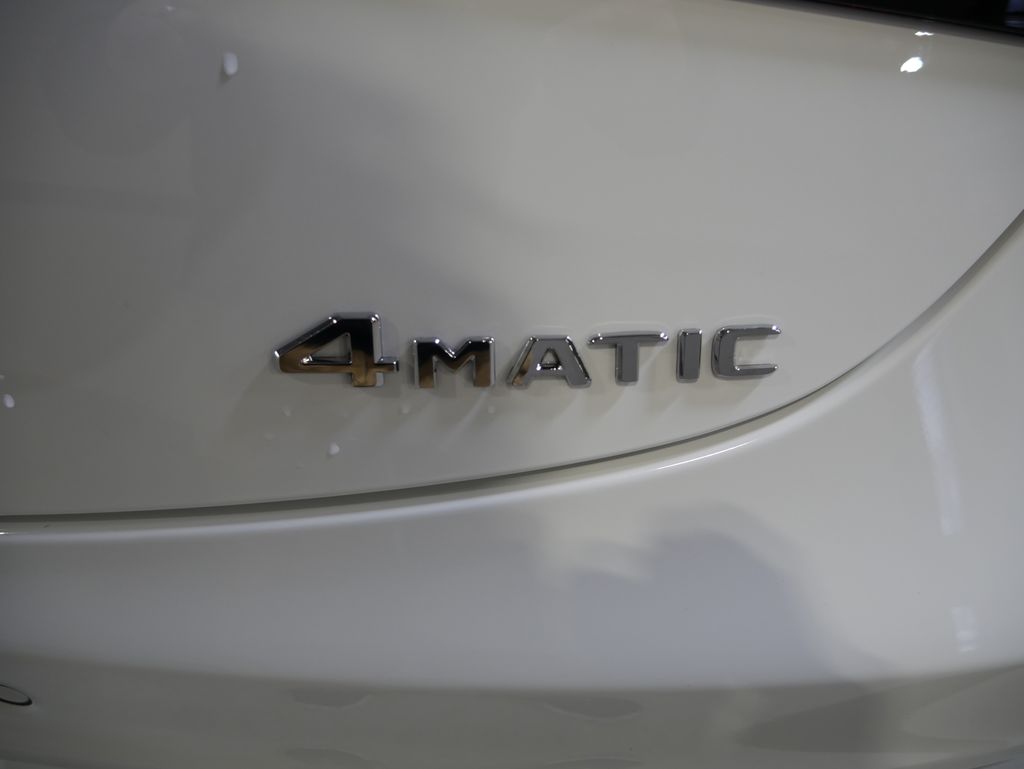 Thumbnail: 2026 Mercedes-Benz CLE - 10