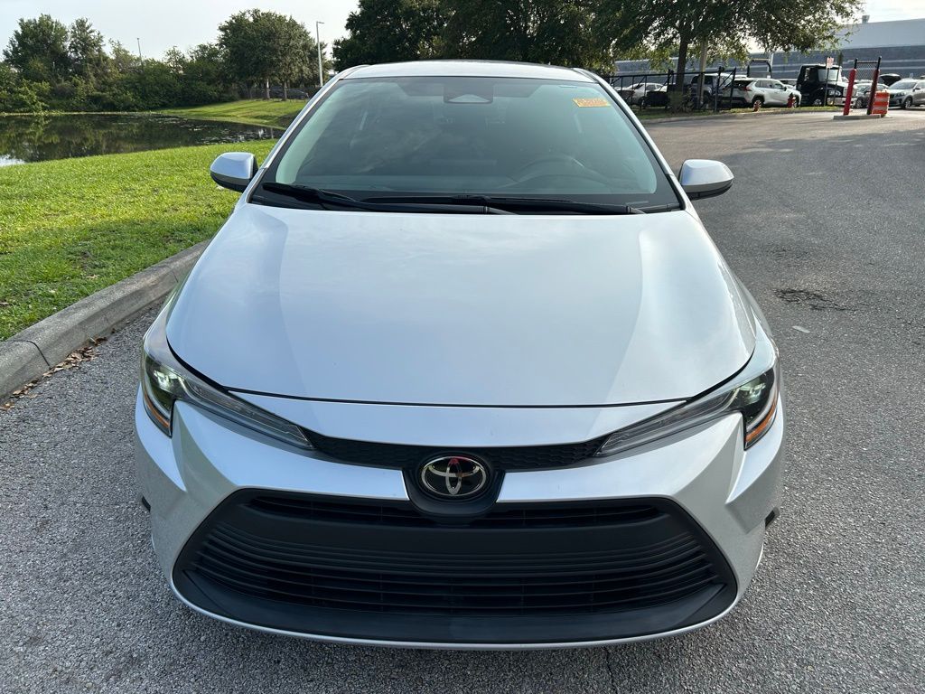 2024 Toyota Corolla LE 8
