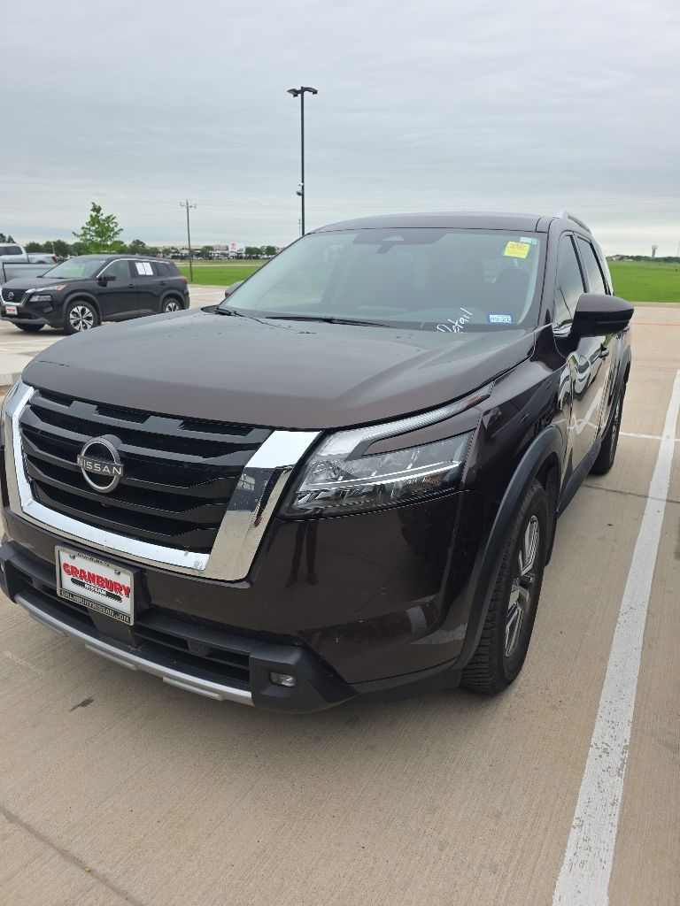 Mocha Almond Pearl 2022 Nissan Pathfinder SL 4WD SUV / Crossover All-Wheel Drive 9-Speed Automatic