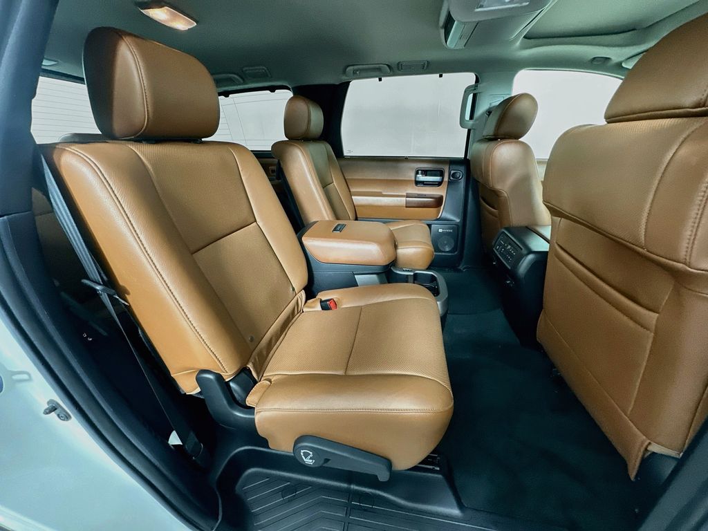 Thumbnail: 2017 Toyota Sequoia - 30