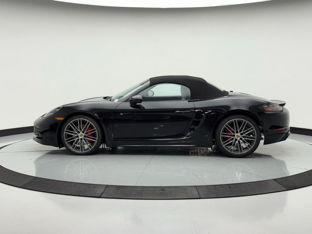 Thumbnail: 2025 Porsche 718 Boxster - 3