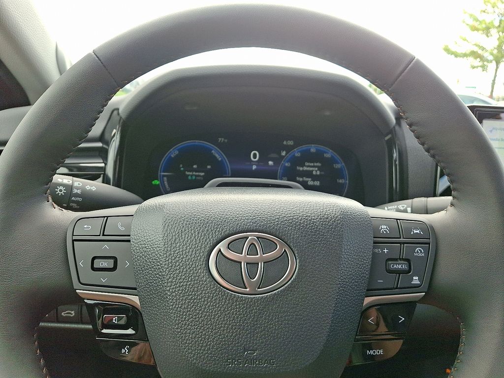 Thumbnail: 2025 Toyota Camry - 20