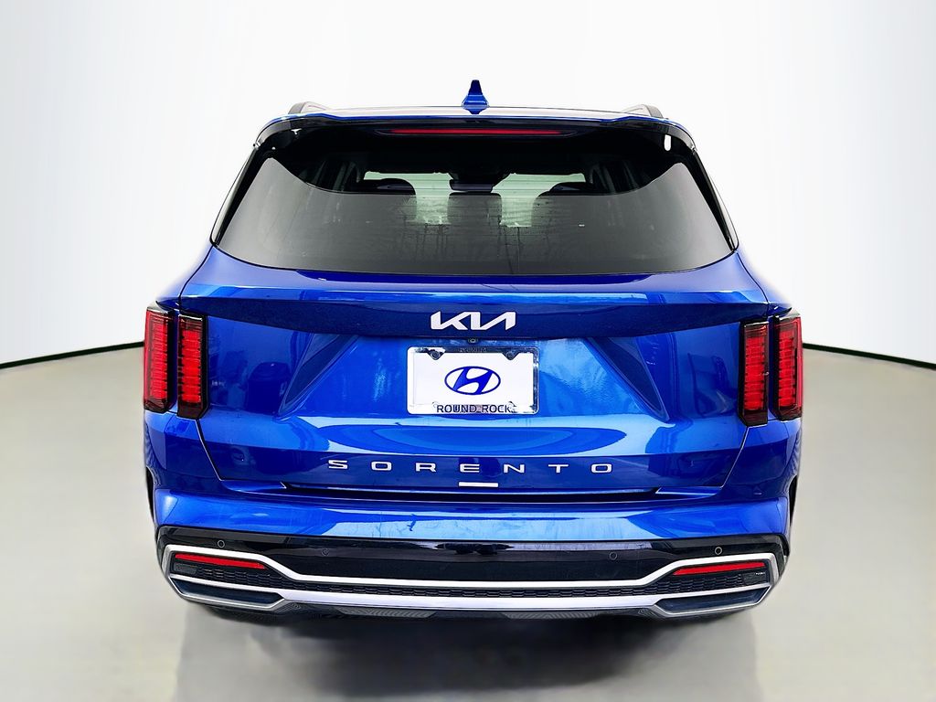 Thumbnail: 2022 Kia Sorento - 6