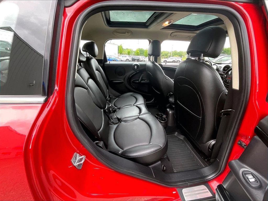 2015 MINI Cooper S Countryman — photo 16