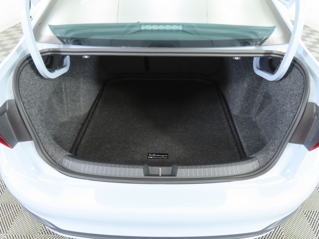 Thumbnail: 2025 Volkswagen Jetta - 28