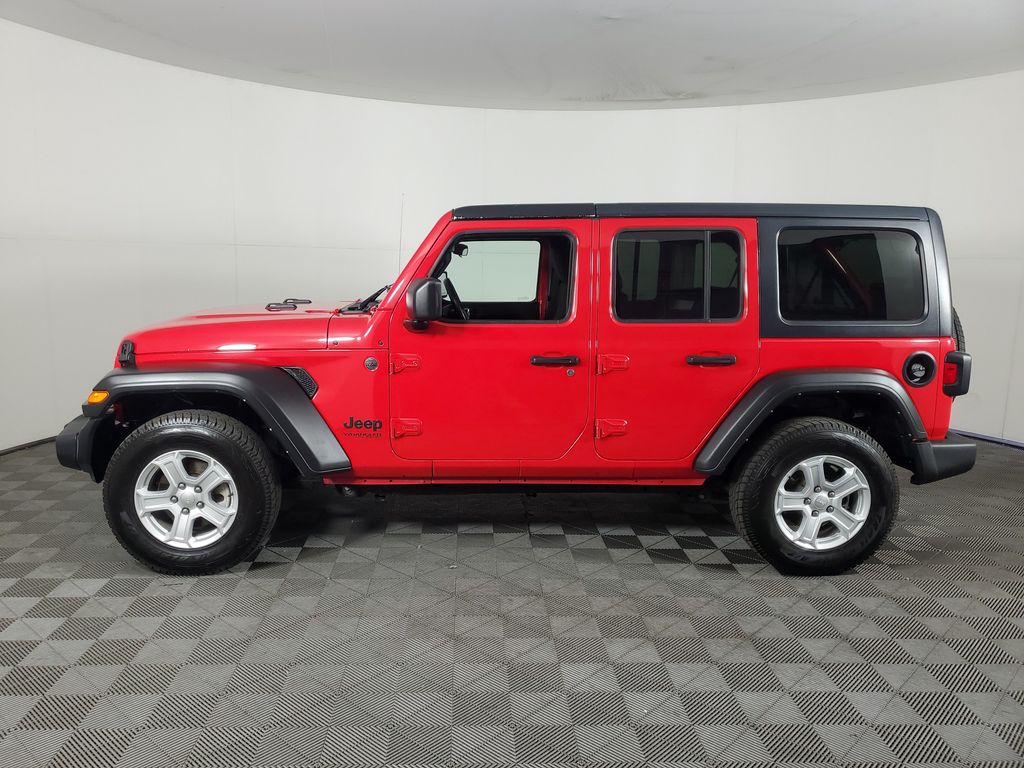 View vehicle photo 7