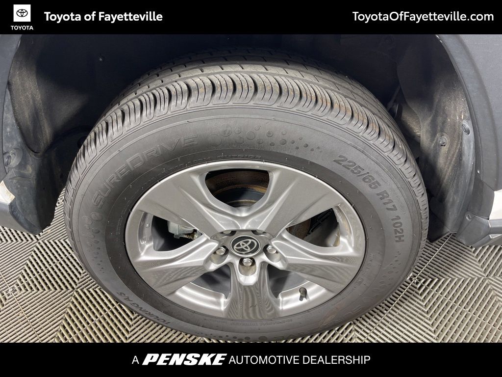 Thumbnail: 2024 Toyota RAV4 - 16