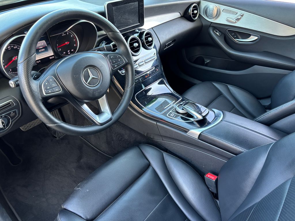 Thumbnail: 2015 Mercedes-Benz C-Class - 9