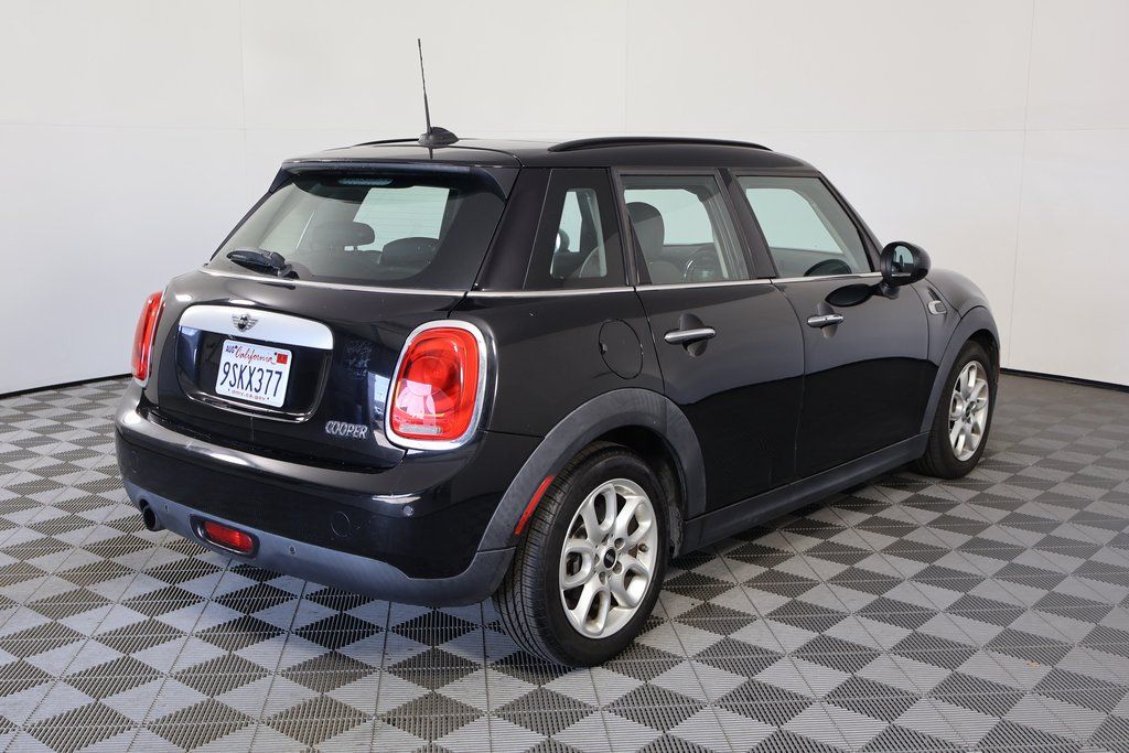 Thumbnail: 2015 MINI Cooper - 4