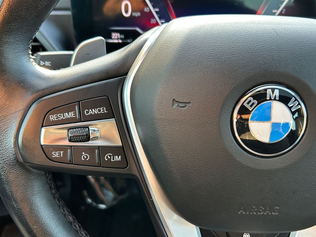 Thumbnail: 2023 BMW 3 Series - 19