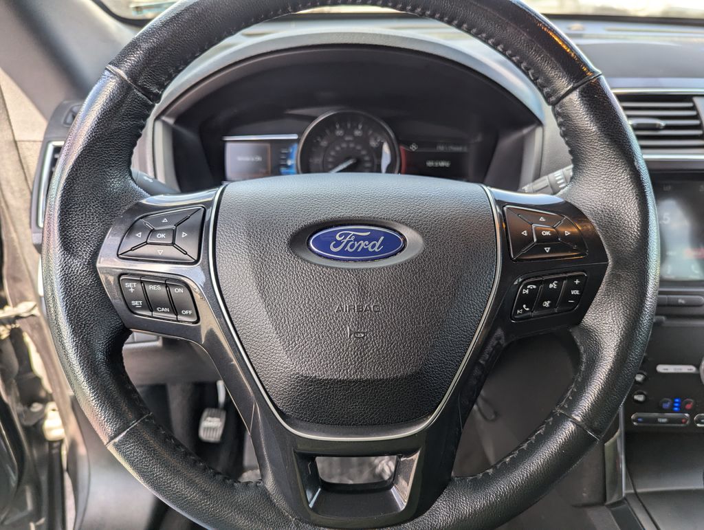 2019 Ford Explorer Limited 19