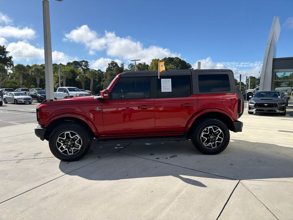 2024 Ford Bronco Outer Banks