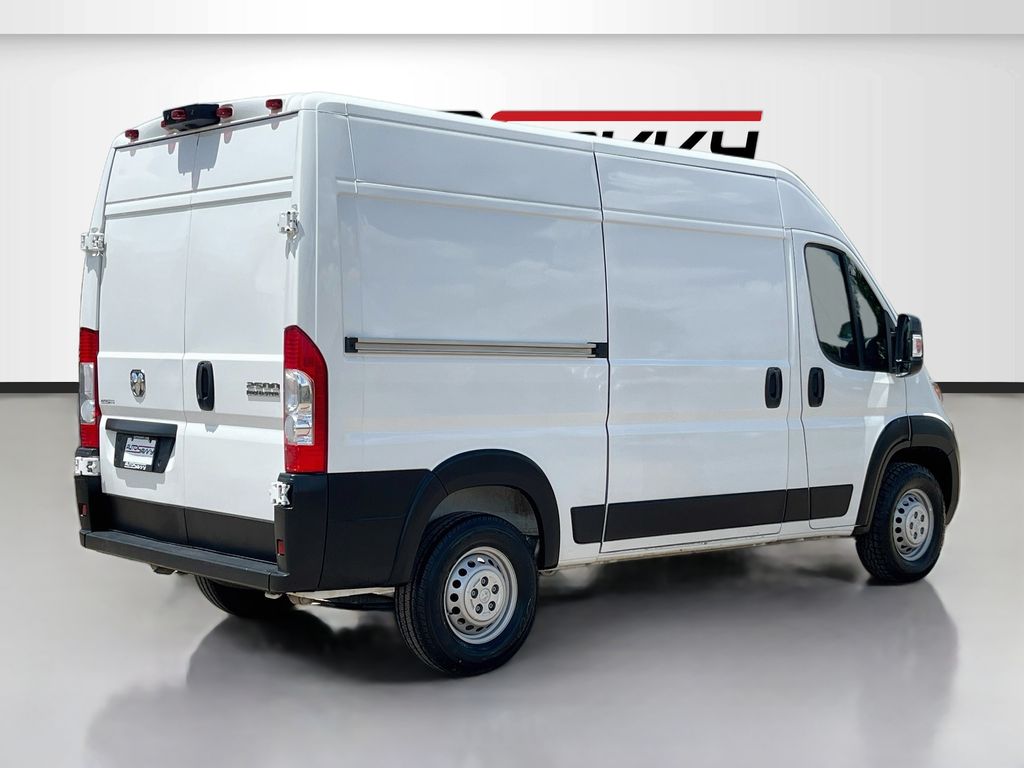 Used 2025 White Ram High Roof image 7