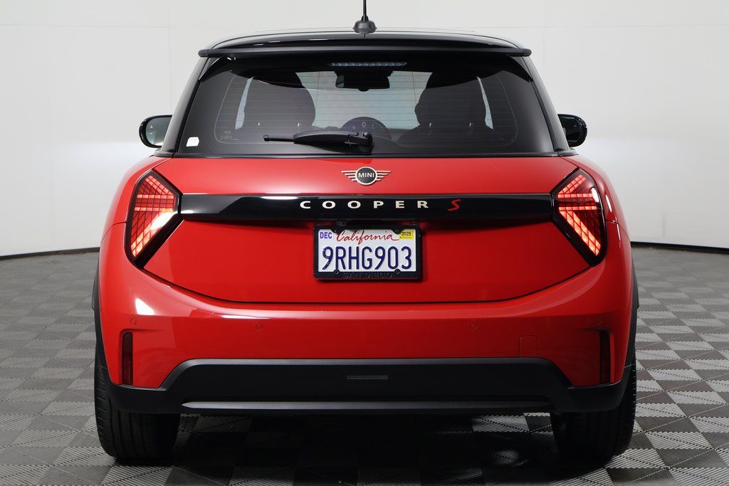 Thumbnail: 2025 MINI Cooper - 5