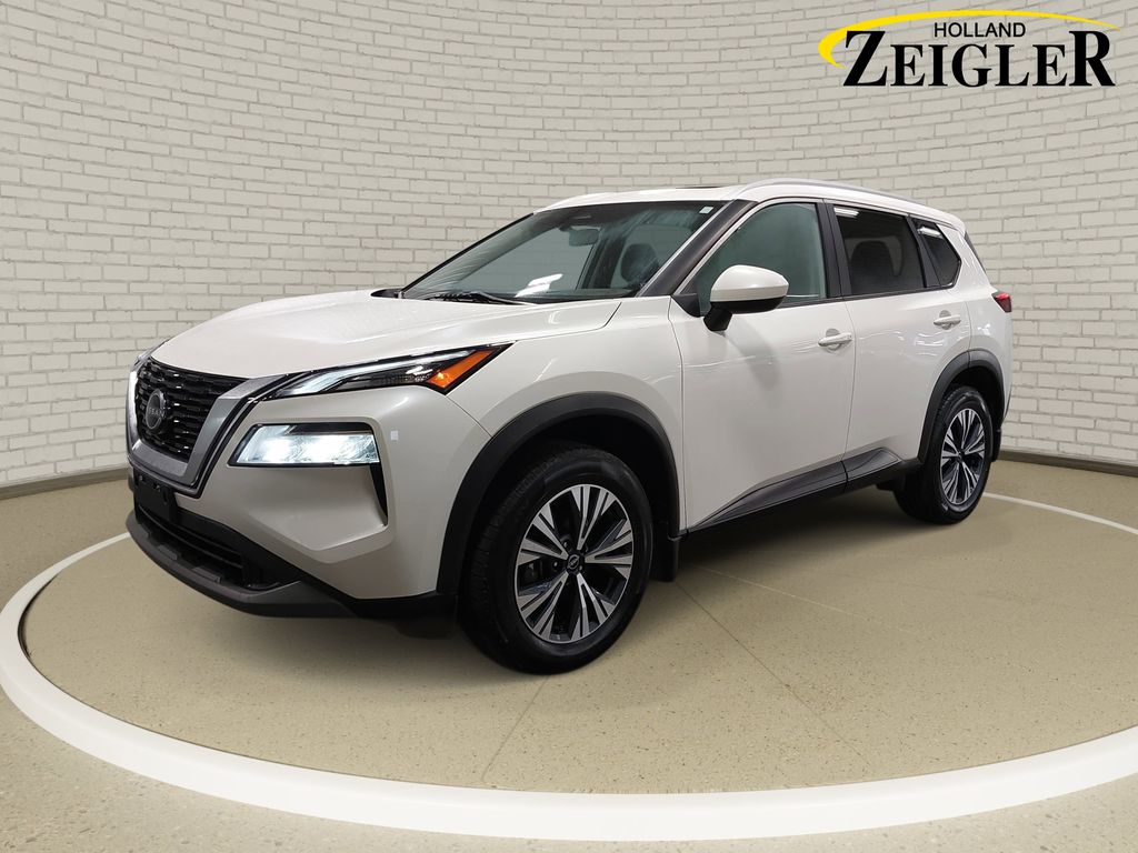 Pearl White Tricoat 2023 Nissan Rogue SV AWD SUV / Crossover All-Wheel Drive Continuously Variable Transmission