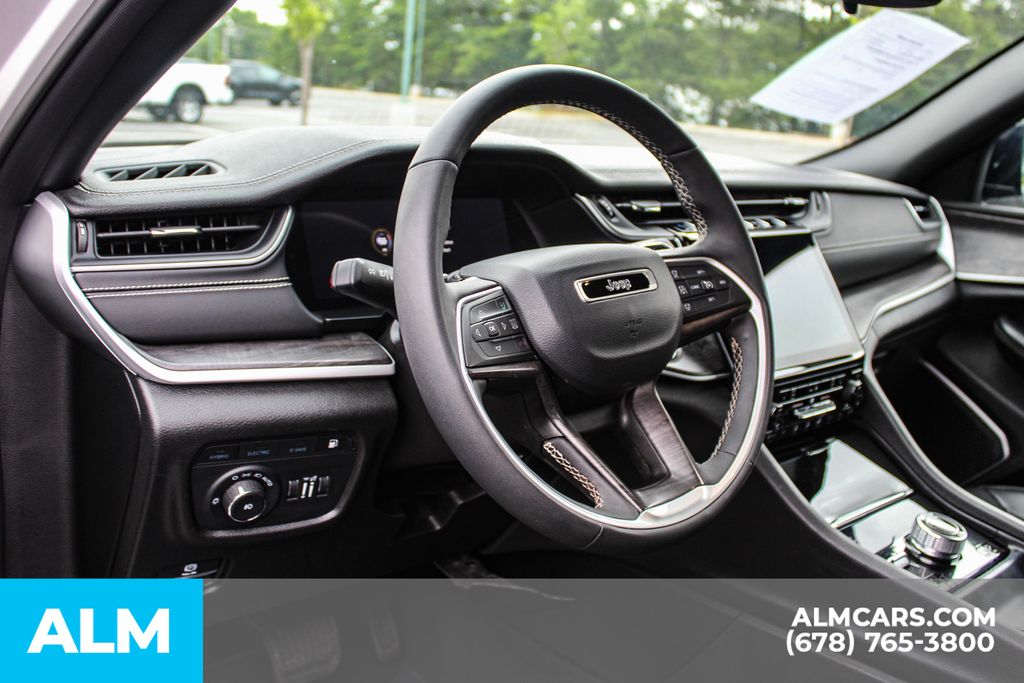 Used 2024 White Jeep 4xe image 33
