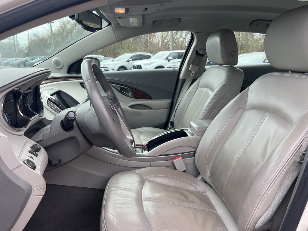 Used 2013 Buick LaCrosse Leather with VIN 1G4GC5ER6DF172638 for sale in Milwaukee, WI