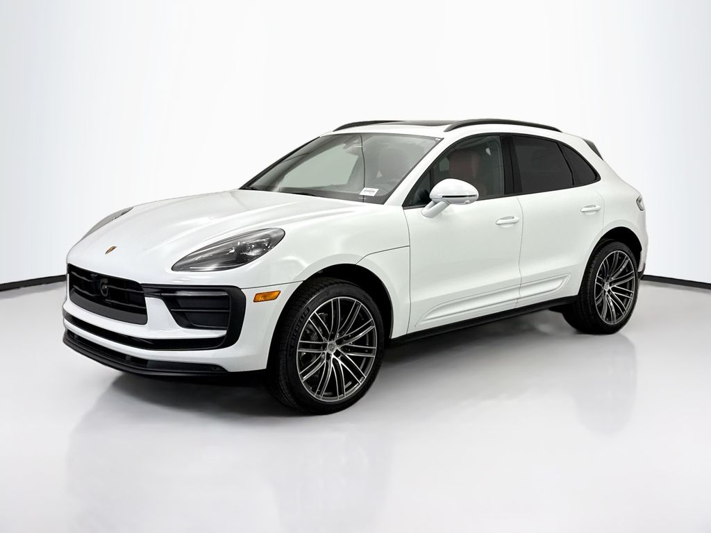 Thumbnail: 2026 Porsche Macan - 1