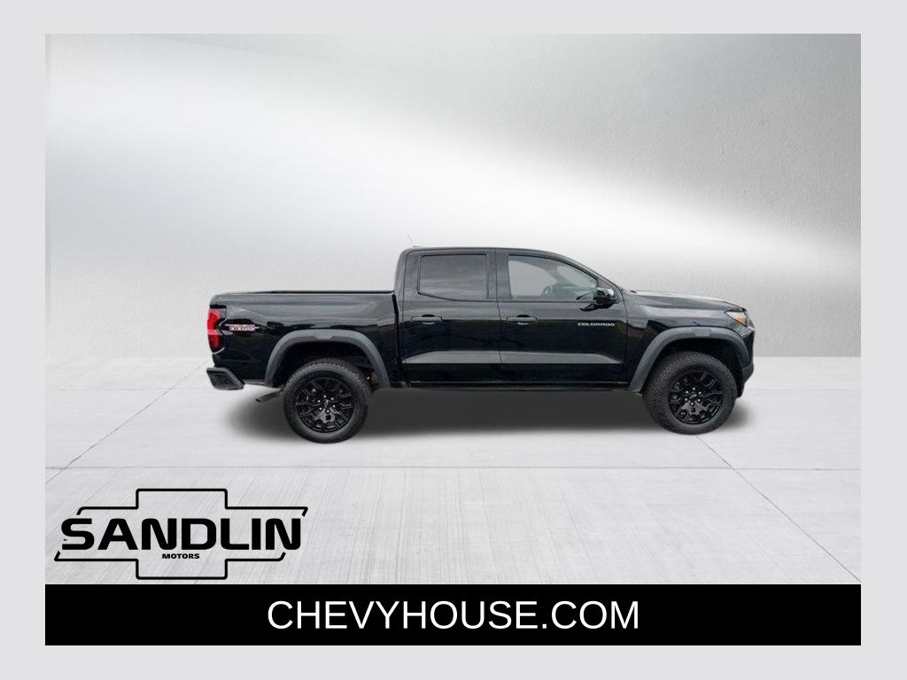 Black 2023 Chevrolet Colorado Trail Boss Crew Cab 4WD Pickup Truck Four-Wheel Drive 8-Speed Automatic