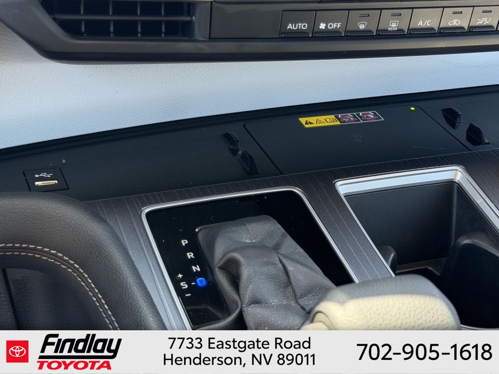 Used 2025 Toyota Sienna Van