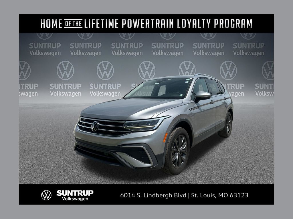 Silver Metallic 2023 Volkswagen Tiguan SE FWD SUV / Crossover Front-Wheel Drive 8-Speed Automatic