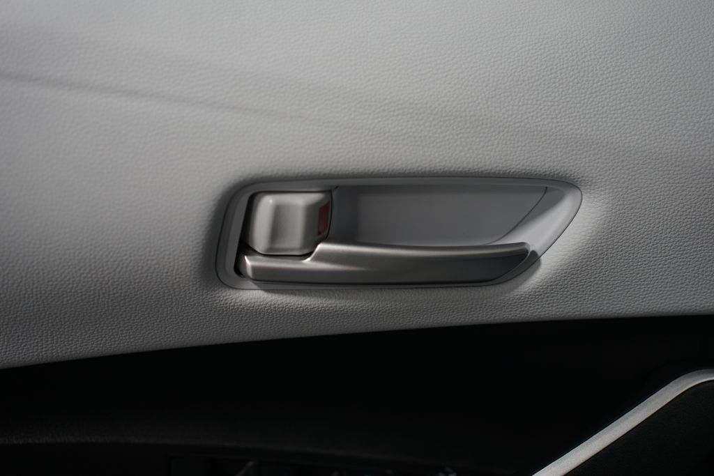 2025 Toyota Corolla SE 31