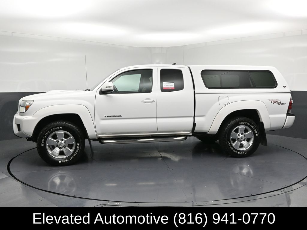 Used 2012 Toyota Tacoma Base with VIN 5TFUU4EN9CX037464 for sale in Kansas City