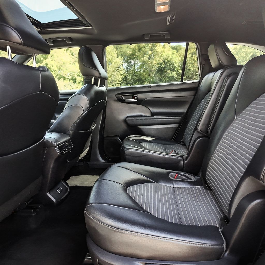 2022 Toyota Highlander XSE - Photo 30