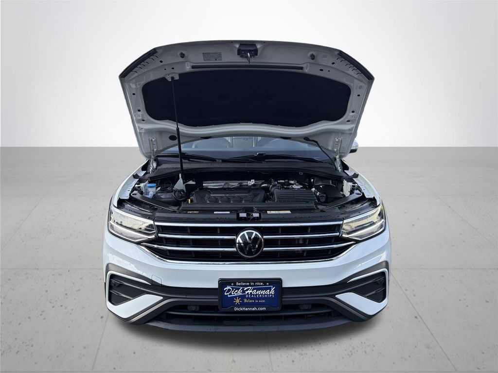 2024 Volkswagen Tiguan 2.0T SE