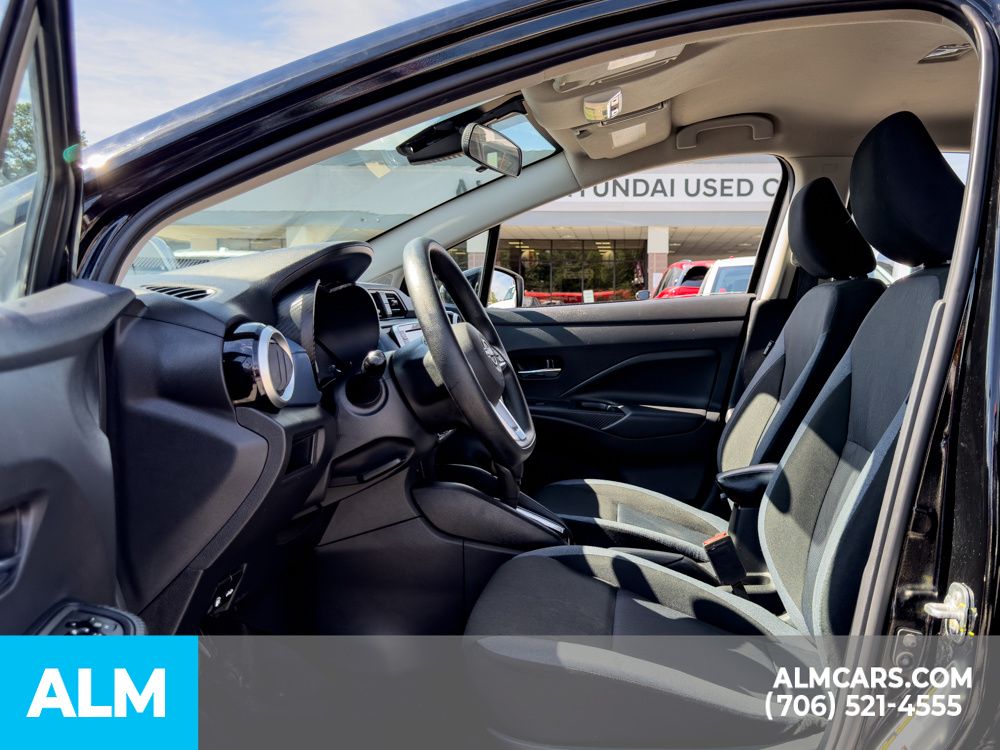 Used 2024 Black Nissan 1.6 SV image 9