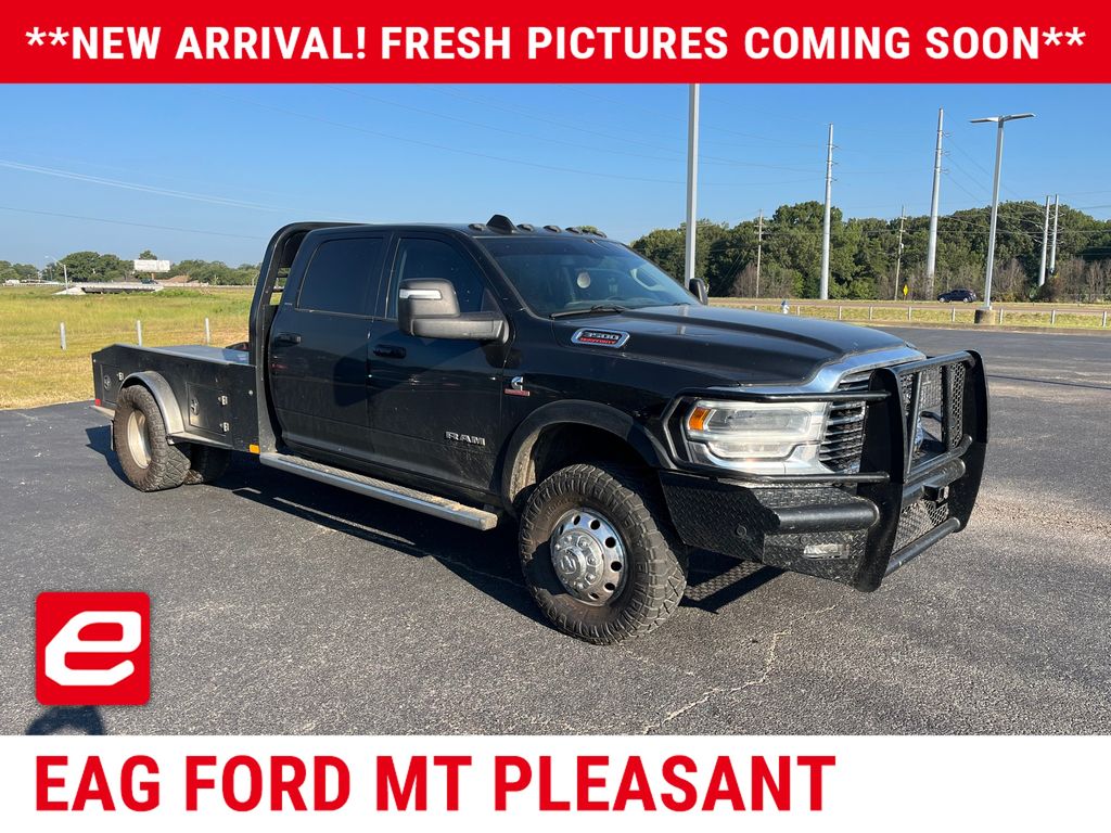 Diamond Black 2023 RAM 3500 Chassis Pickup Truck Four-Wheel Drive 6-Speed Automatic
