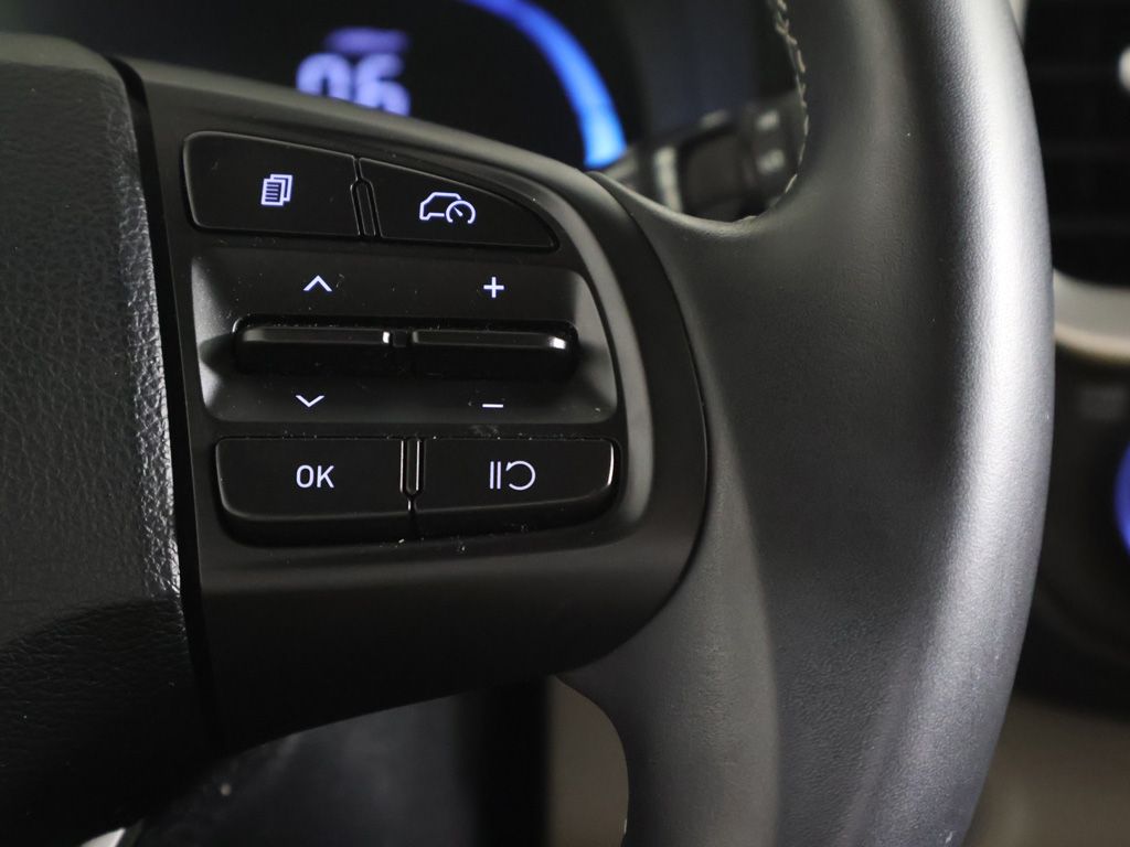 Certified Used 2024 White Hyundai SEL image 37