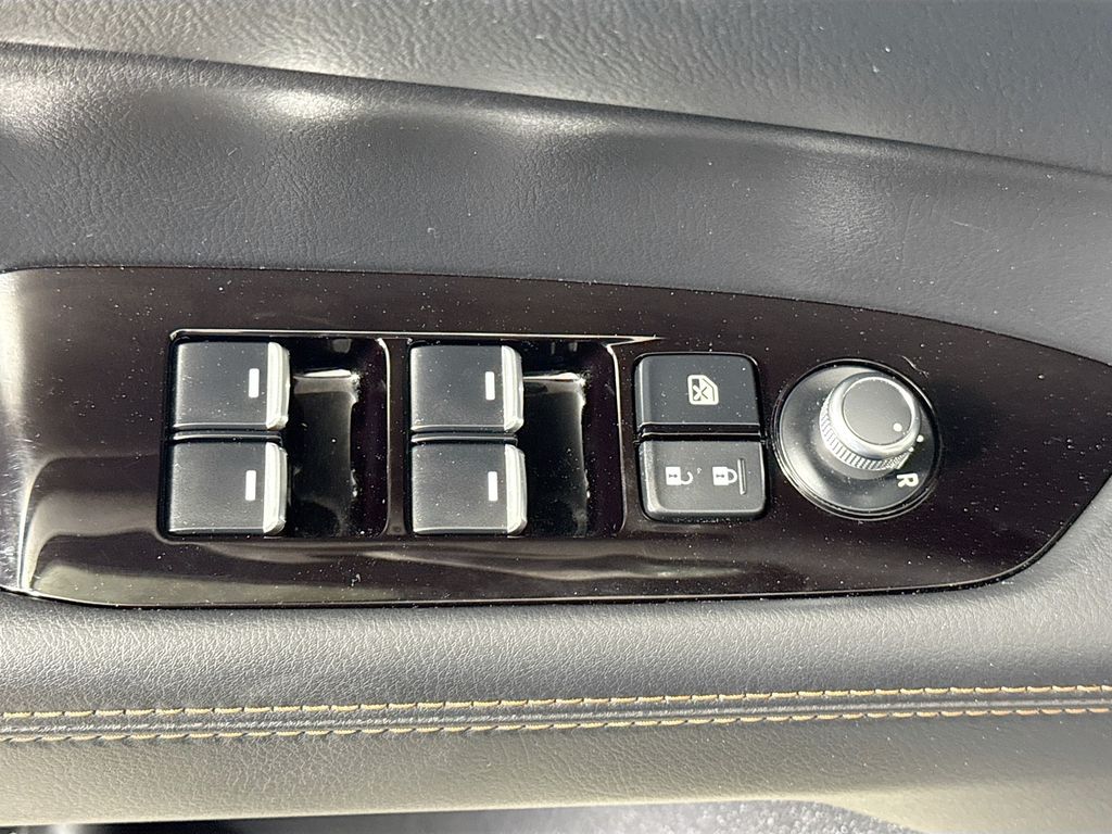 Thumbnail: 2023 Mazda CX-5 - 18