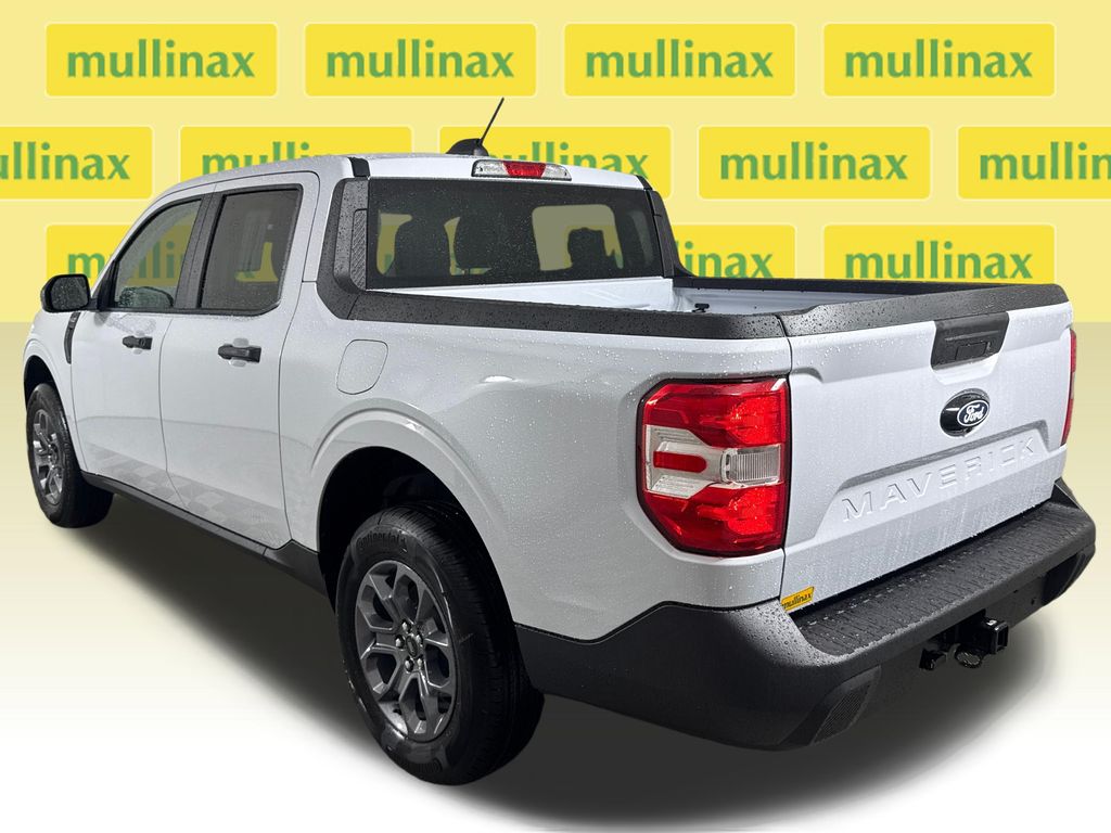 New 2026 White Ford XLT image 4