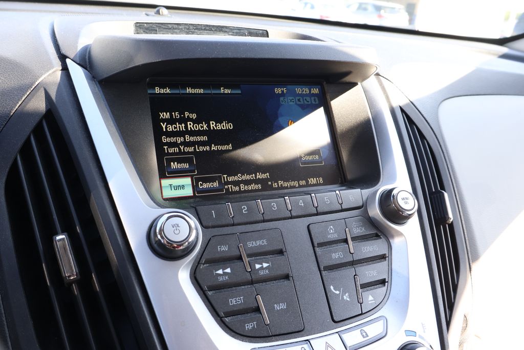 Thumbnail: 2015 Chevrolet Equinox - 23