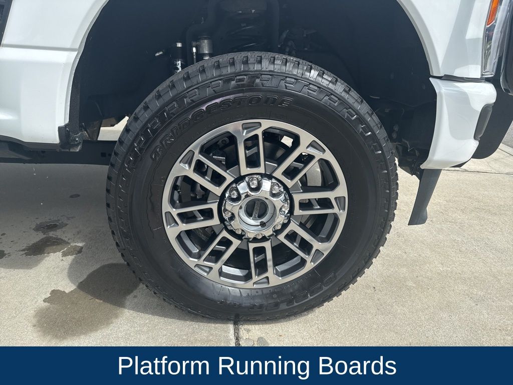 2023 Ford F-250 LARIAT